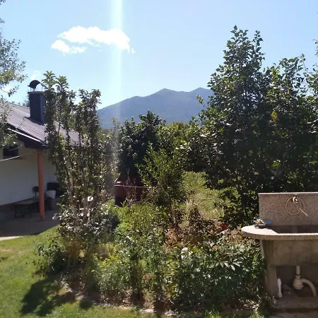 Garden House Villa *
